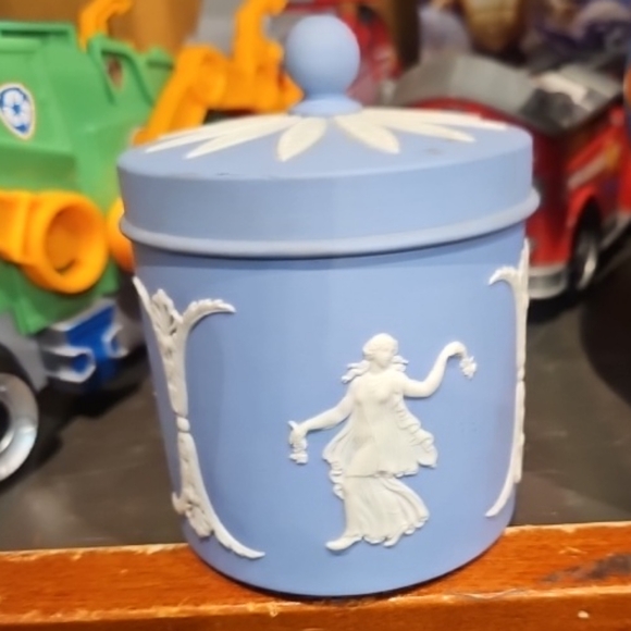 VTG WEDGWOOD ENGLAND BL JASPERWARE DOME LID & JAR - Picture 11 of 12